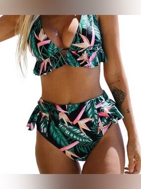 NWT Sporlike Medium Bikini Set Ruffle Top & Bottom Tropical Print